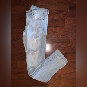 Women’s American Eagle Ripped Skinny Jeans